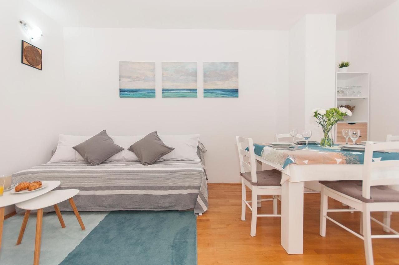 Apartment Luna Омиш Экстерьер фото