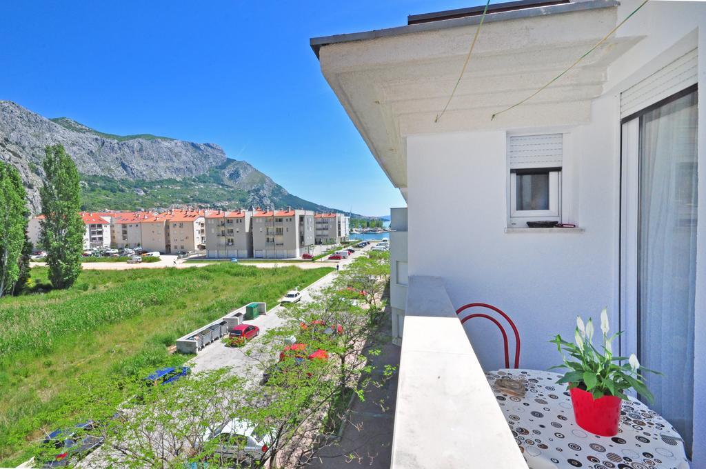 Apartment Luna Омиш Номер фото